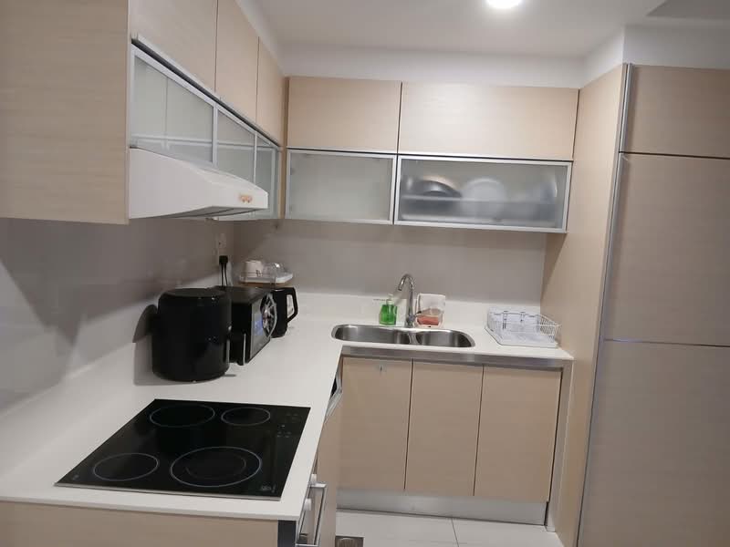The Sail @ Marina Bay, 6 Marina Boulevard, Room Rental, 110 sqft, Condominium For Rent, by KC Foo, 500139177 - Kitchen - PropertyGuru.com.sg