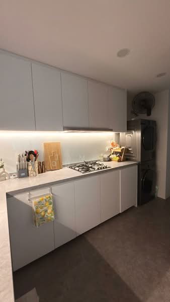 Casa Merah, 62 Tanah Merah Kechil Avenue, 4 Bedrooms, 1,528 sqft, Condominium For Sale, by James Toh Wee Kiong, 500139179 - Kitchen - PropertyGuru.com.sg