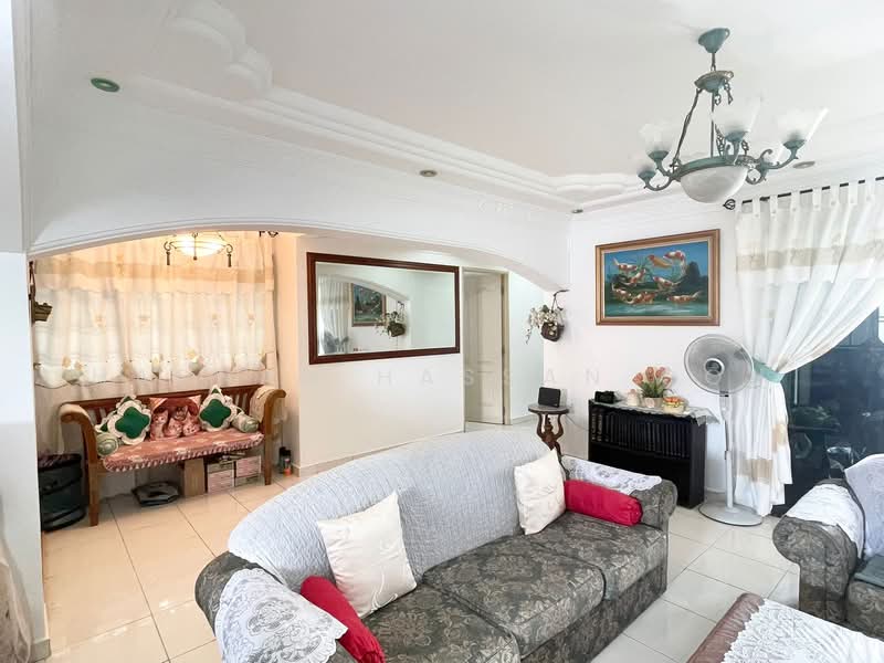 683C Woodlands Drive 62, 683C Woodlands Drive 62, 3 Bedrooms, 1,291 sqft, HDB Flat For Sale, by Hasnah Hassan Goh, 500139201 - Living Room - PropertyGuru.com.sg