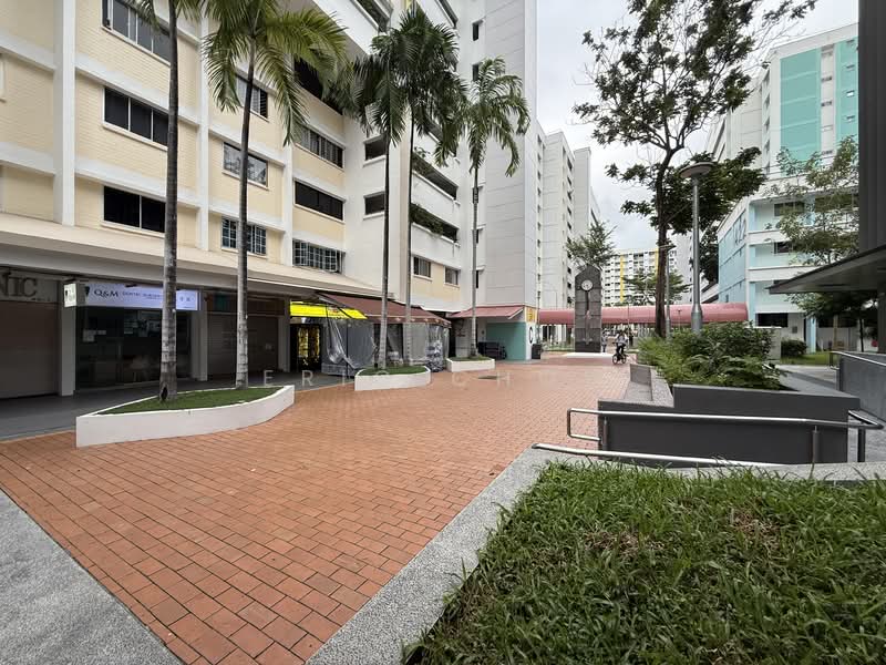 419 Tampines Street 41, Tampines Street 41, 1,970 sqft, Shop / Shophouse For Sale, by Eric Choy, 500139207 - Exterior - CommercialGuru.com.sg
