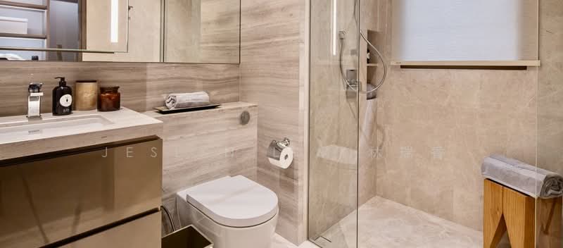 Klimt Cairnhill, 71 Cairnhill Road, 2 Bedrooms, 893 sqft, Condominium For Sale, by Jeslyn Lim 林瑞香, 500139208 - Bathroom - PropertyGuru.com.sg