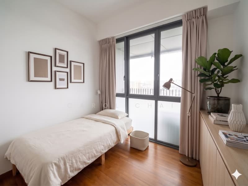 J Gateway, 2 Gateway Drive, 3 Bedrooms, 893 sqft, Condominium For Rent, by Carol Chai, 500139243 - Bedroom 2 - PropertyGuru.com.sg