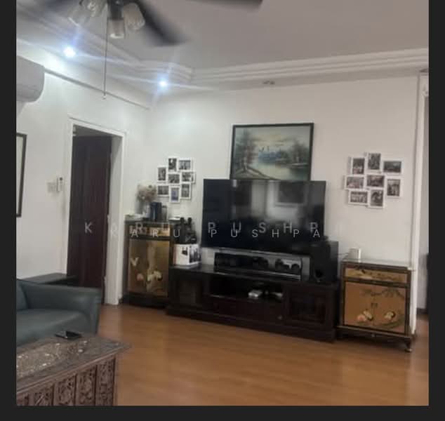 Cashew Park Condo, 50 Cashew Road, 3 Bedrooms, 1,380 sqft, Condominium For Sale, by karu Pushpa, 500139244 - Living Room - PropertyGuru.com.sg