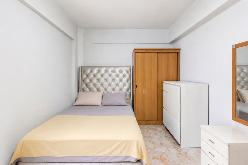 306 Jurong East Street 32, 306 Jurong East Street 32, 3 Bedrooms, 1,012 sqft, HDB Flat For Sale, by ADNIX LIU, 500139263 - Bedroom - PropertyGuru.com.sg