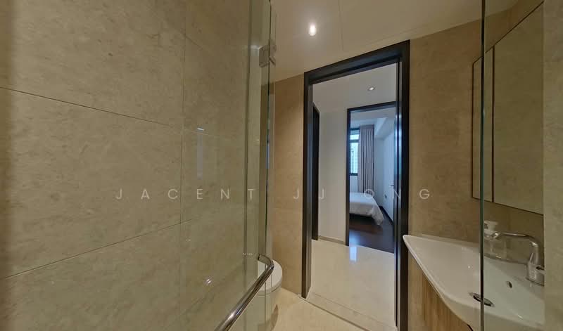 Pullman Residences, 18 Dunearn Road, 2 Bedrooms, 667 sqft, Condominium For Sale, by Jacent Jj Ong, 500139278 - Bathroom - PropertyGuru.com.sg