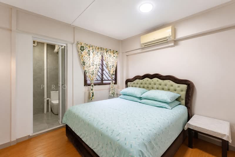 868 Yishun Street 81, 868 Yishun Street 81, 3 Bedrooms, 904 sqft, HDB Flat For Sale, by Gina Tow, 500139283 - Bedroom - PropertyGuru.com.sg