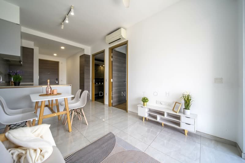 The Florence Residences, 97 Hougang Avenue 2, 1 Bedroom, 484 sqft, Condominium For Sale, by Linden Toh, 500139297 - Living Room - PropertyGuru.com.sg