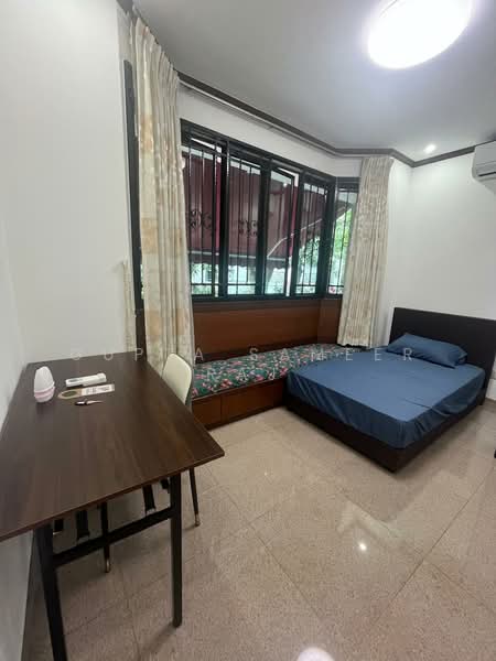 Mendon Spring, 198 Pasir Panjang Road, Room Rental, 150 sqft, Condominium For Rent, by Gupta Sameer Raj, 500139300 - Bedroom - PropertyGuru.com.sg