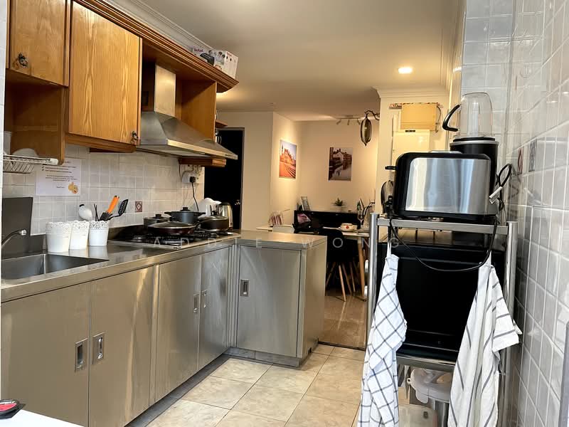 Birmingham Mansions, 130 Thomson Road, Room Rental, 130 sqft, Apartment For Rent, by Addie Wong, 500139317 - Kitchen - PropertyGuru.com.sg
