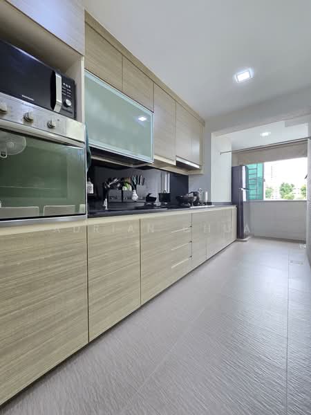 503 Bishan Street 11, 503 Bishan Street 11, 3 Bedrooms, 1,216 sqft, HDB Flat For Sale, by Adrian Chua, 500139343 - Kitchen - PropertyGuru.com.sg