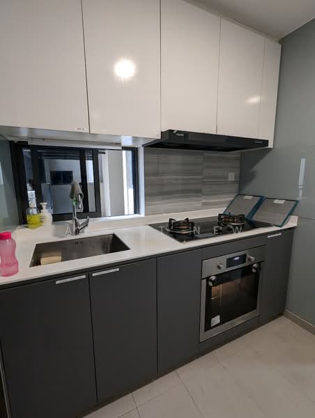 The Brownstone, 158 Canberra Drive, Room Rental, 180 sqft, Executive Condominium For Rent, by Albert New, 500139349 - Kitchen - PropertyGuru.com.sg