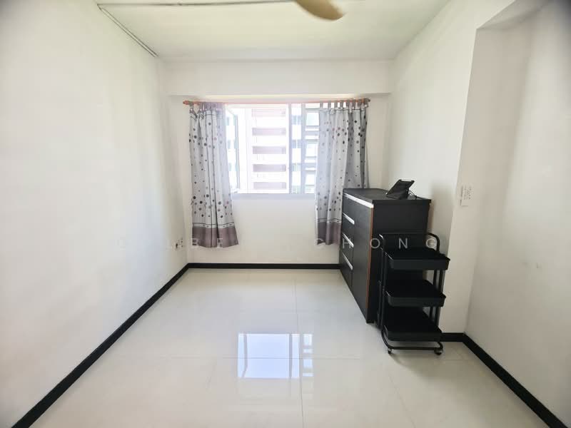 573C Woodlands Glen, 573C Woodlands Drive 16, Room Rental, 150 sqft, HDB Flat For Rent, by Gilbert Chong, 500139389 - Bedroom 2 - PropertyGuru.com.sg