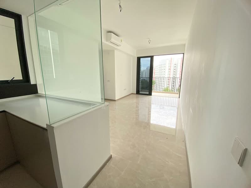 Sengkang Grand Residences, 88 Compassvale Bow, 3 Bedrooms, 936 sqft, Condominium For Sale, by Sean Ong, 500139394 - Balcony - PropertyGuru.com.sg