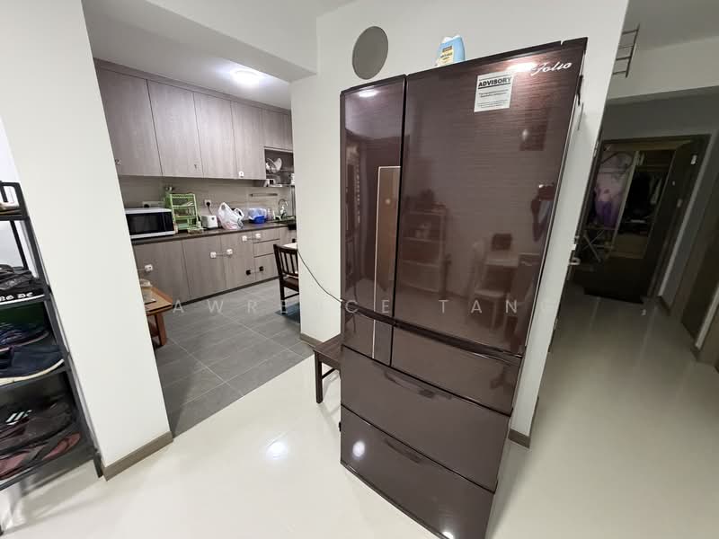 227C Bartley Walk, 227C Bartley Walk, Room Rental, 150 sqft, HDB Flat For Rent, by Lawrence Tang, 500139398 - Kitchen - PropertyGuru.com.sg