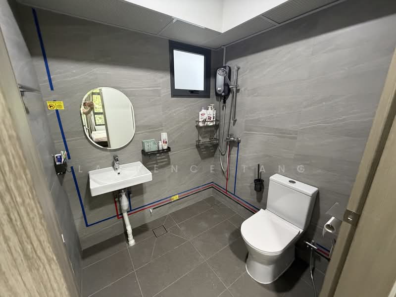 227C Bartley Walk, 227C Bartley Walk, Room Rental, 150 sqft, HDB Flat For Rent, by Lawrence Tang, 500139398 - Bathroom - PropertyGuru.com.sg