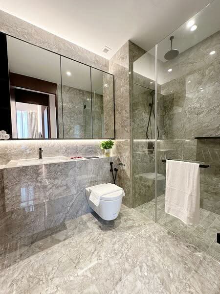 Jervois Prive, 100A Jervois Road, 2 Bedrooms, 689 sqft, Condominium For Sale, by Jeslyn Lim 林瑞香, 500139403 - Bathroom - PropertyGuru.com.sg