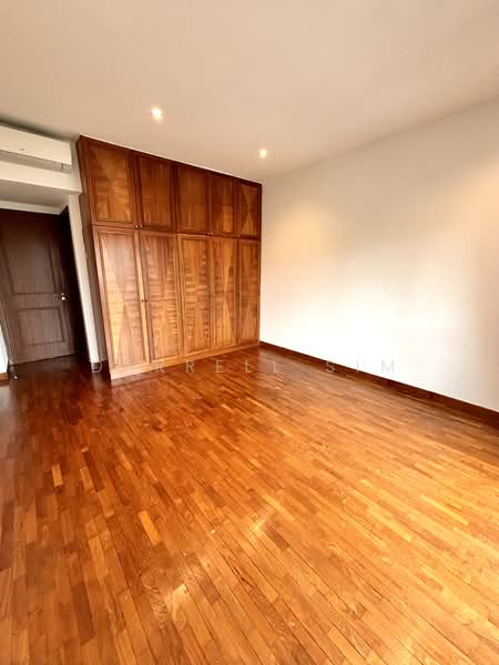 The Quayside, 60 Robertson Quay, 2 Bedrooms, 1,130 sqft, Apartment For Sale, by Darrell Sim, 500139408 - Master Bedroom - PropertyGuru.com.sg