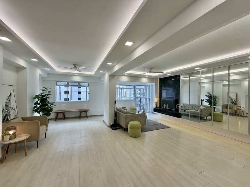 171 Lorong 1 Toa Payoh, 171 Lorong 1 Toa Payoh, 3 Bedrooms, 1,335 sqft, HDB Flat For Sale, by C K Ow Yong, 500139431 - Living Room - PropertyGuru.com.sg