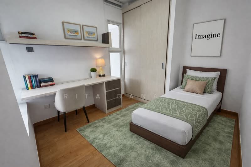 Parc Emily, 15 Mount Emily Road, 2 Bedrooms, 904 sqft, Condominium For Rent, by Rita Danani, 500139435 - Bedroom - PropertyGuru.com.sg