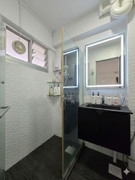 509 Pasir Ris Street 52, 509 Pasir Ris Street 52, 4 Bedrooms, 1,571 sqft, HDB Flat For Sale, by Winchester Lin, 500139445 - Bathroom - PropertyGuru.com.sg