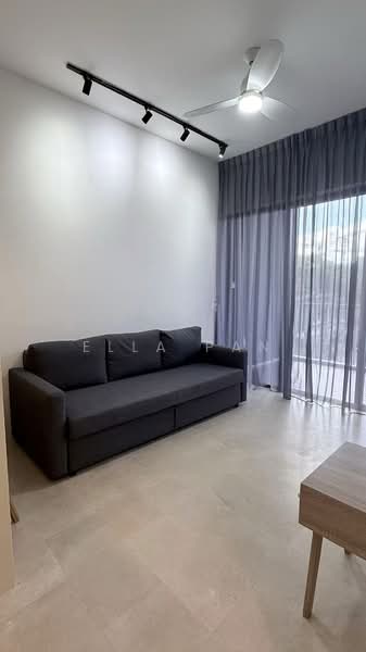 Alex Residences, 28 Alexandra View, 2 Bedrooms, 678 sqft, Apartment For Rent, by Ella Pan, 500139447 - Living Room - PropertyGuru.com.sg