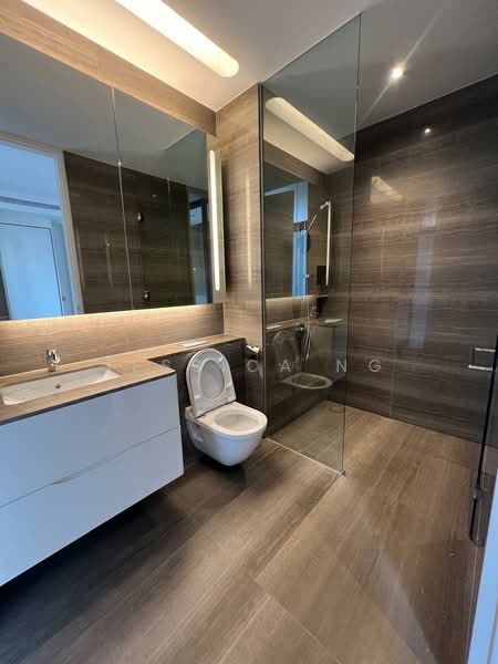 Lloyd SixtyFive, 65 Lloyd Road, 2 Bedrooms, 1,980 sqft, Condominium For Rent, by Jessica Ng, 500139453 - Bathroom - PropertyGuru.com.sg