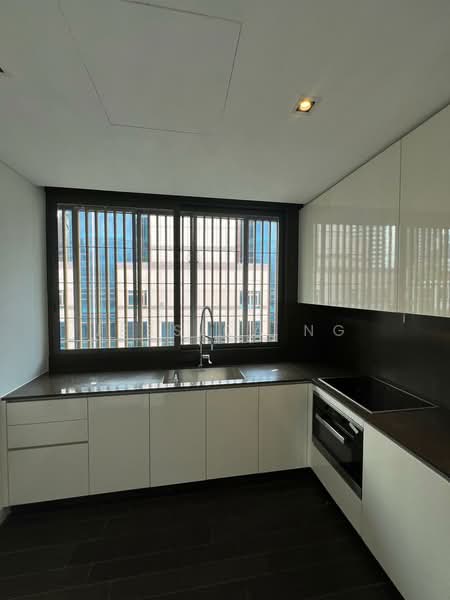 Lloyd SixtyFive, 65 Lloyd Road, 2 Bedrooms, 1,980 sqft, Condominium For Rent, by Jessica Ng, 500139453 - Kitchen - PropertyGuru.com.sg