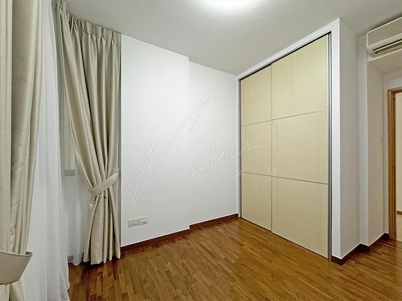 The Lakeshore, 31 Jurong West Street 41, 3 Bedrooms, 1,119 sqft, Condominium For Rent, by Nicole Lim, 500139455 - Bedroom 3 - PropertyGuru.com.sg