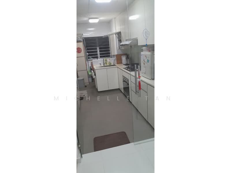 323 Ang Mo Kio Avenue 3, 323 Ang Mo Kio Avenue 3, 1 Bedroom, 518 sqft, HDB Flat For Sale, by Michelle Tan, 500139465 - Kitchen - PropertyGuru.com.sg