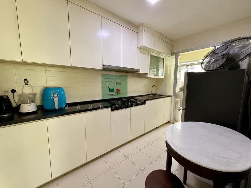 207B Punggol Place, 207B Punggol Place, 3 Bedrooms, 1,205 sqft, HDB Flat For Sale, by Marbell Tan, 500139476 - Kitchen - PropertyGuru.com.sg