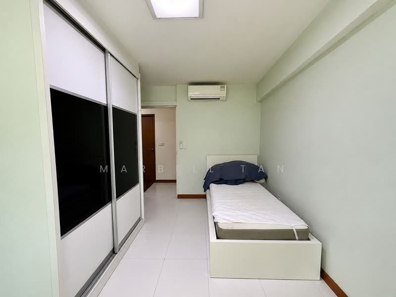 207B Punggol Place, 207B Punggol Place, 3 Bedrooms, 1,205 sqft, HDB Flat For Sale, by Marbell Tan, 500139476 - Bedroom - PropertyGuru.com.sg
