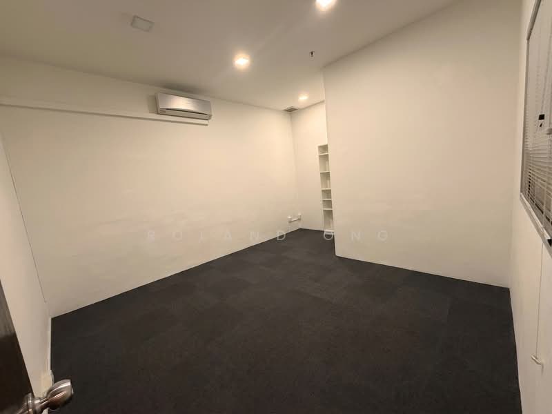 Midview City, 18 Sin Ming Lane, 240 sqft, Light Industrial (B1) For Rent, by Roland Ong, 500139478 - Interior - CommercialGuru.com.sg
