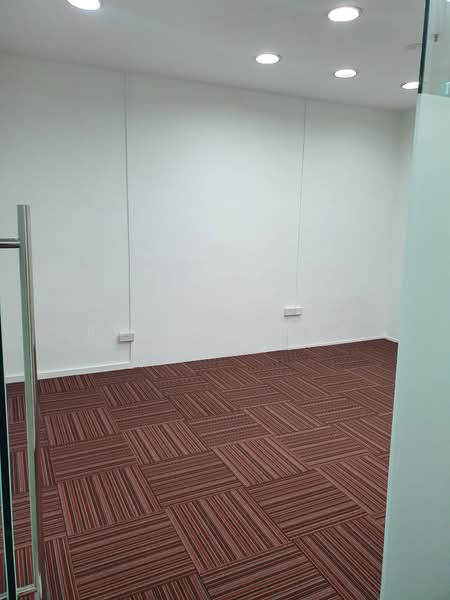 Midview City, 18 Sin Ming Lane, 240 sqft, Light Industrial (B1) For Rent, by Roland Ong, 500139478 - Interior - CommercialGuru.com.sg
