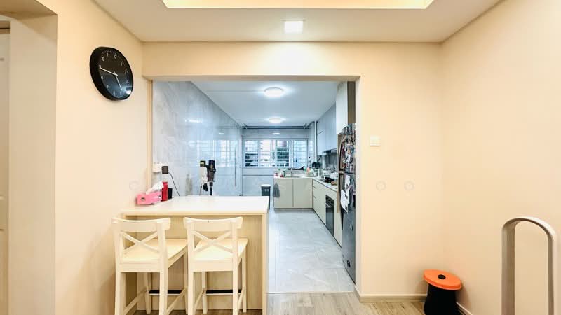 301 Serangoon Avenue 2, 301 Serangoon Avenue 2, 2 Bedrooms, 721 sqft, HDB Flat For Sale, by Clarissa Loo, 500139479 - PropertyGuru.com.sg