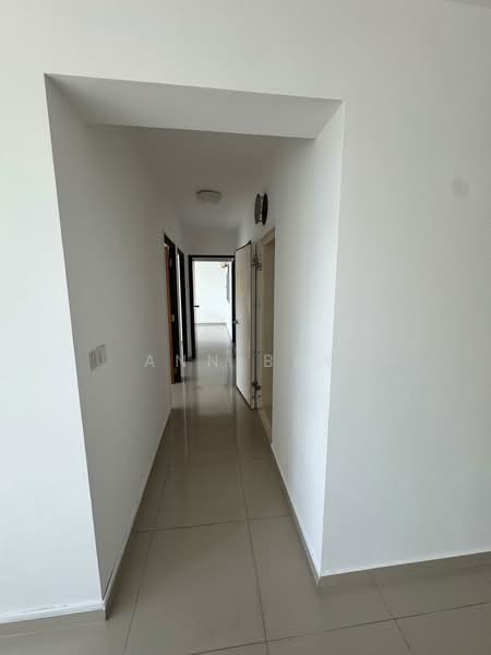 23 Ghim Moh Link, 23 Ghim Moh Link, 3 Bedrooms, 1,216 sqft, HDB Flat For Sale, by Ann Bay, 500139486 - Hall to rooms - PropertyGuru.com.sg