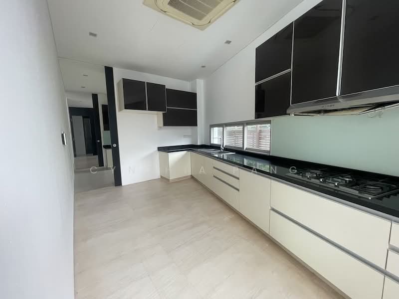 chancery lane bungalow, Chanery Lane, 5 Bedrooms, 6,000 sqft, Bungalow House For Rent, by Cynthia Pang, 500139497 - Kitchen - PropertyGuru.com.sg
