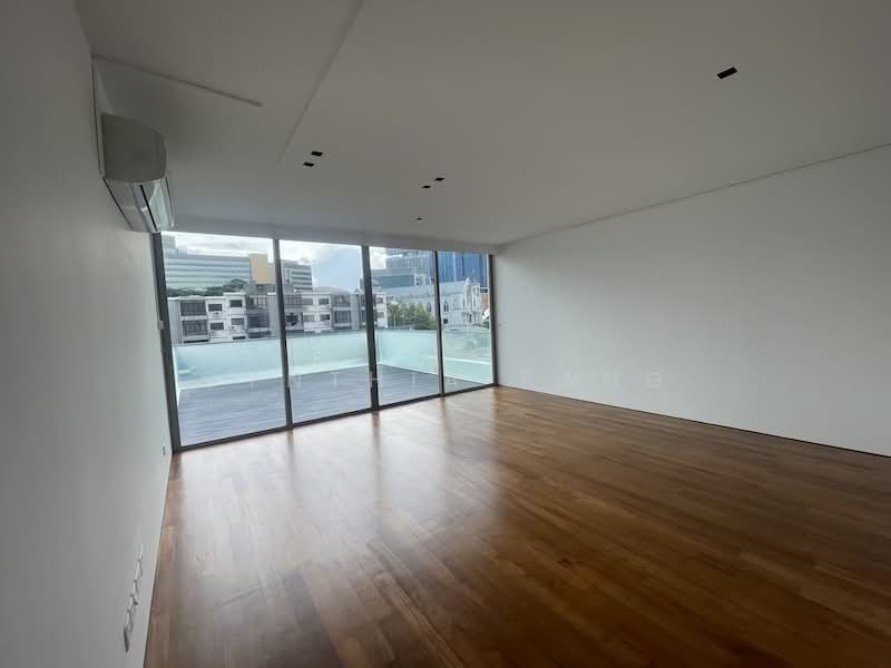 chancery lane bungalow, Chanery Lane, 5 Bedrooms, 6,000 sqft, Bungalow House For Rent, by Cynthia Pang, 500139497 - Balcony - PropertyGuru.com.sg
