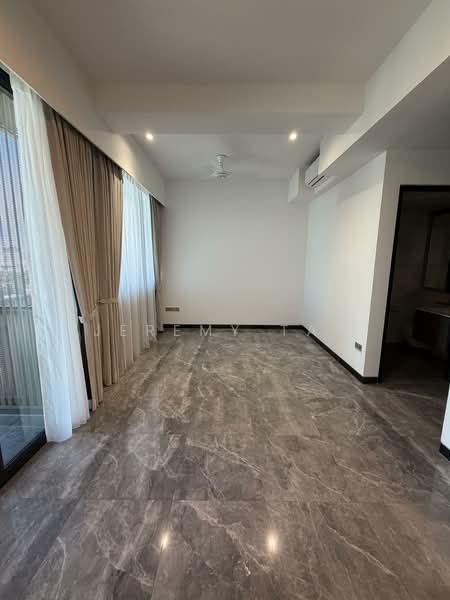 Midtown Bay, 120 Beach Road, 2 Bedrooms, 990 sqft, Condominium For Rent, by Jeremy Tan, 500139506 - Interior - PropertyGuru.com.sg