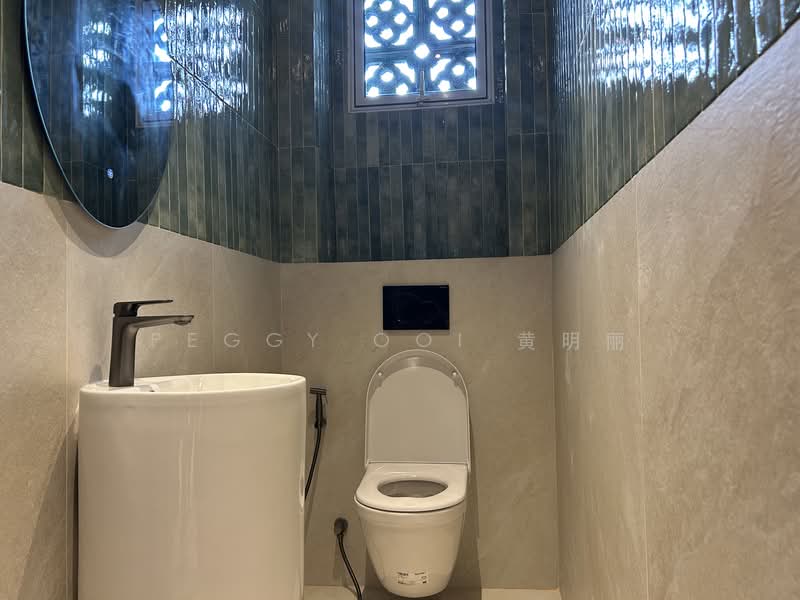 Stanley Street, Stanley Street, Amoy Street, 2,056 sqft, Office For Rent, by Peggy Ooi 黄明丽, 500139508 - Bathroom - CommercialGuru.com.sg