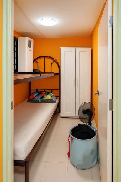 12 Marsiling Lane, 12 Marsiling Lane, Room Rental, 100 sqft, HDB Flat For Rent, by Carmen Keong, 500139510 - Bedroom - PropertyGuru.com.sg