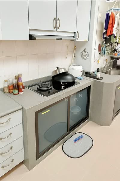 12 Marsiling Lane, 12 Marsiling Lane, Room Rental, 100 sqft, HDB Flat For Rent, by Carmen Keong, 500139510 - Kitchen - PropertyGuru.com.sg