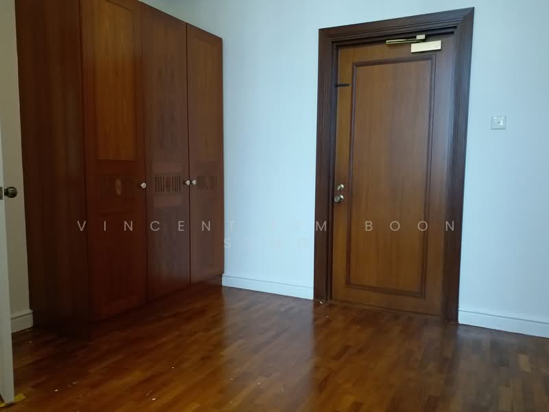 Leonie Condotel, 2 Leonie Hill Road, 4 Bedrooms, 2,980 sqft, Condominium For Rent, by Vincent Lim Boon Seng, 500139512 - Bedroom #3 - PropertyGuru.com.sg