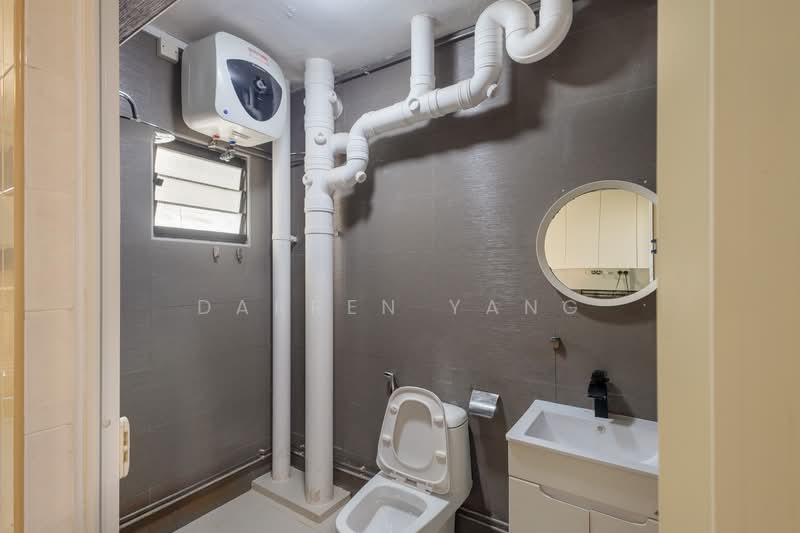 667C Jurong West Street 65, 667C Jurong West Street 65, 3 Bedrooms, 1,184 sqft, HDB Flat For Sale, by Darren Yang, 500139519 - Bathroom - PropertyGuru.com.sg