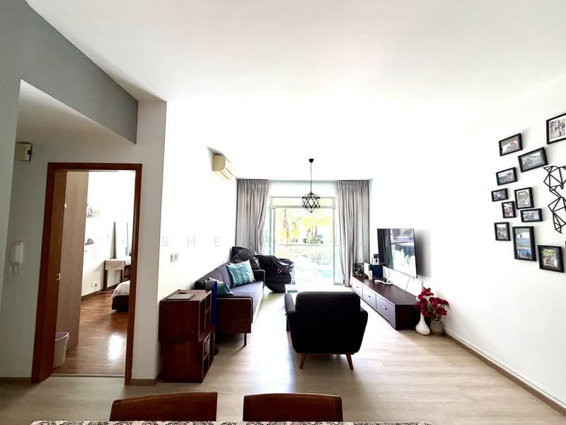 The Raintree, 89 Bukit Drive, 3 Bedrooms, 1,292 sqft, Condominium For Sale, by Shelby Lai, 500139520 - Living Room - PropertyGuru.com.sg