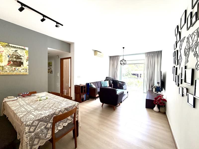 The Raintree, 89 Bukit Drive, 3 Bedrooms, 1,292 sqft, Condominium For Sale, by Shelby Lai, 500139520 - Living Room - PropertyGuru.com.sg