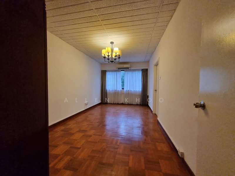 The Cairnhill, 4 Cairnhill Rise, 4 Bedrooms, 2,788 sqft, Condominium For Rent, by Allen Khoo, 500139521 - Living Room - PropertyGuru.com.sg