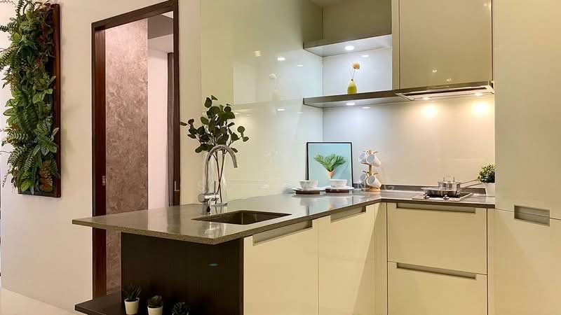 Marina One Residences, 21 Marina Way, 2 Bedrooms, 753 sqft, Condominium For Rent, by Elson Wang, 500139549 - Kitchen - PropertyGuru.com.sg