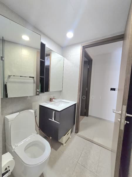 iNz Residence, 62 Choa Chu Kang Avenue 5, Room Rental, 200 sqft, Condominium For Rent, by Adrian Ooi, 500139551 - Bathroom - PropertyGuru.com.sg