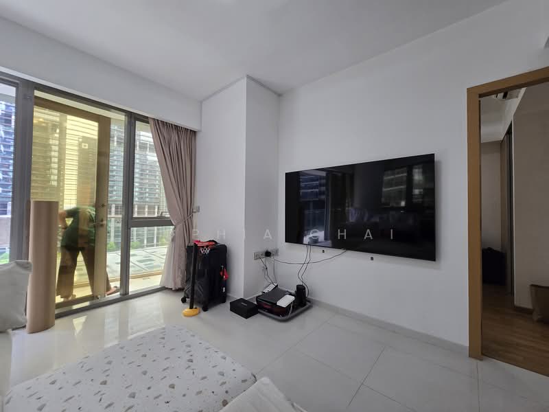 One Shenton, 1 Shenton Way, 2 Bedrooms, 1,066 sqft, Condominium For Rent, by Sophia Chai, 500139552 - Living Room - PropertyGuru.com.sg