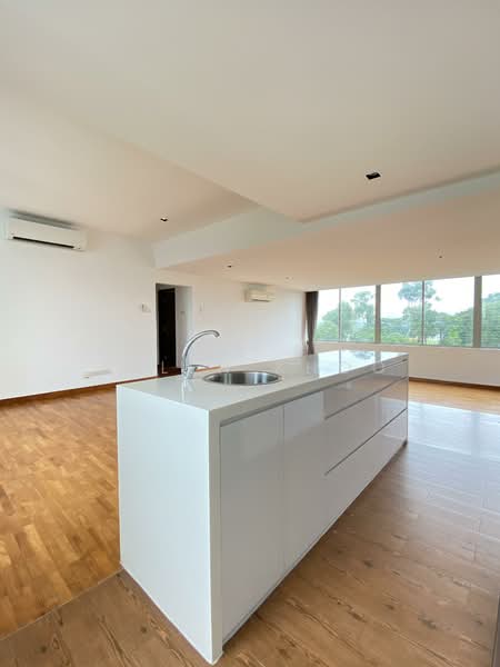 Nassim Regency, 37 Nassim Road, 3 Bedrooms, 2,024 sqft, Apartment For Rent, by Allen Khoo, 500139560 - Kitchen - PropertyGuru.com.sg